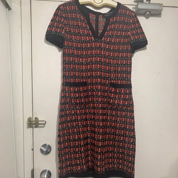 ST. JOHN EXCLUSIVELY FOR NORDSTROM MIDI KNITTED DRESSES SIZE 8 - Picture 1 of 10